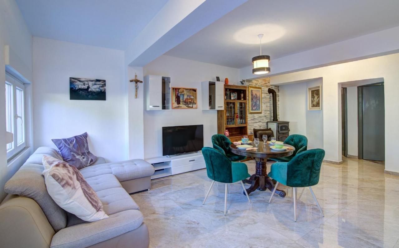 House Of Velebit Adria Apartment Сен Екстериор снимка